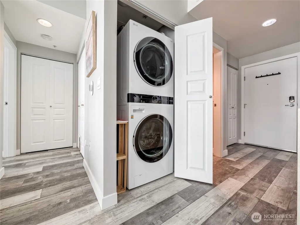 2929 1st Avenue Seattle WA 98121