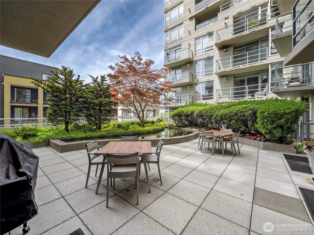 2929 1st Avenue Seattle WA 98121
