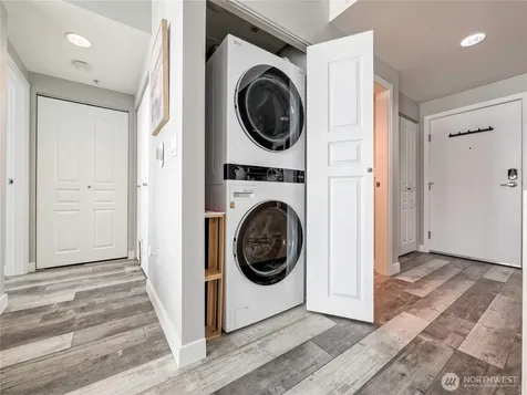 2929 1st Avenue Seattle WA 98121