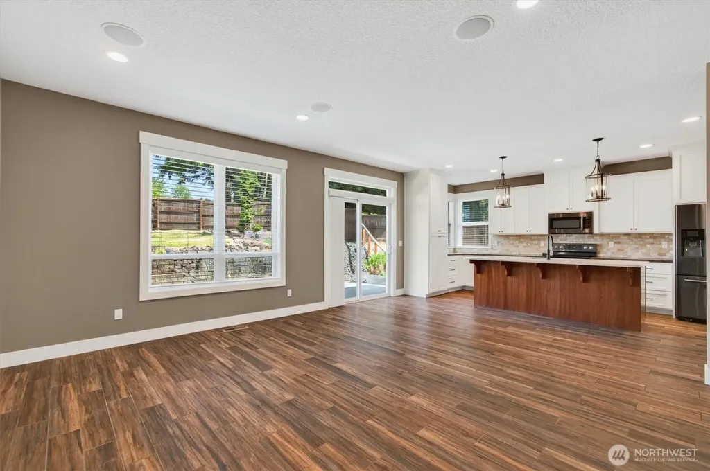 958 Cascade Drive Longview WA 98632