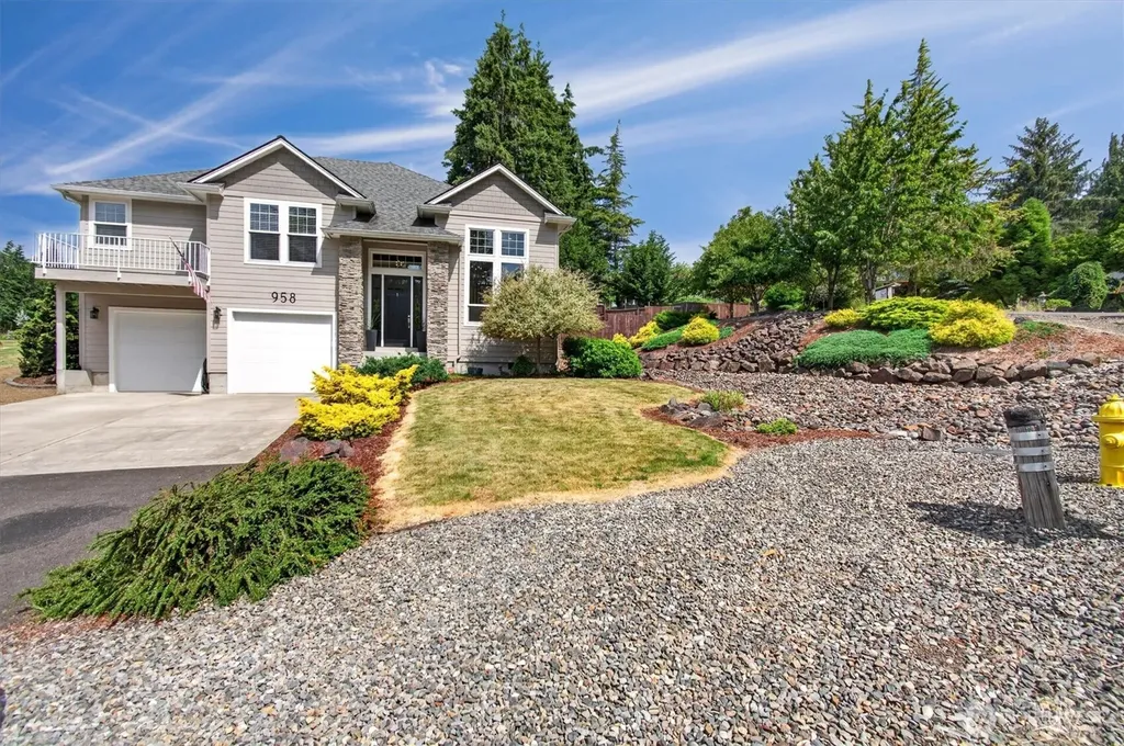 958 Cascade Drive Longview WA 98632