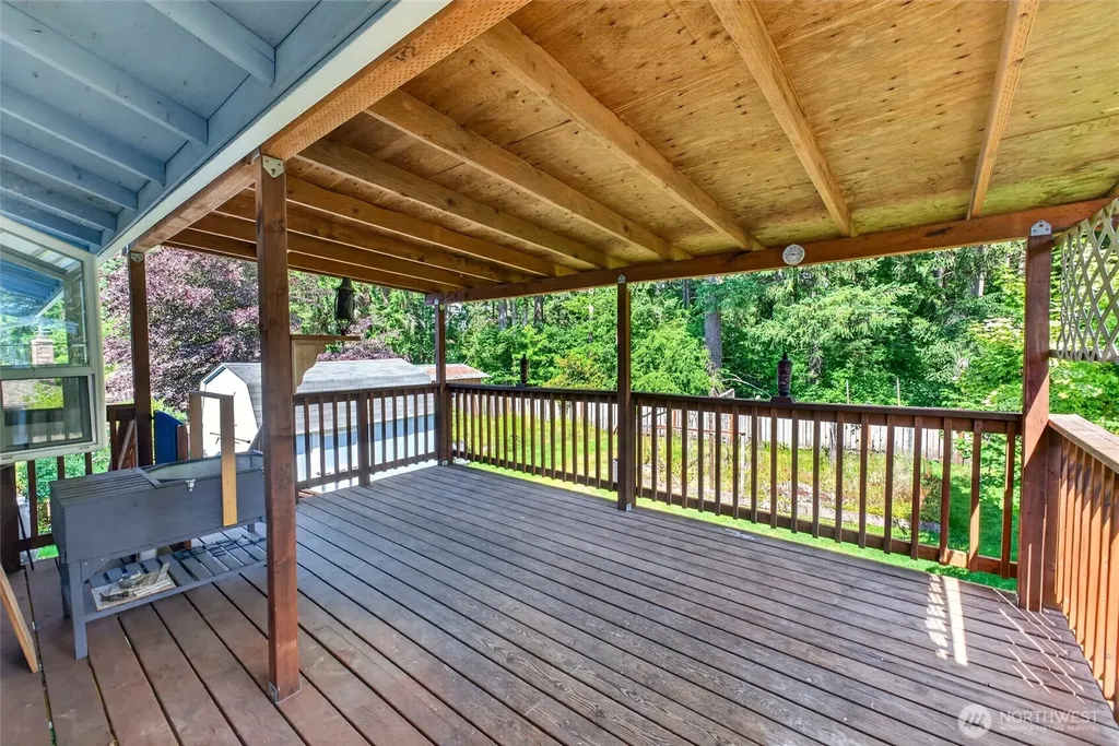 15305 19th Avenue Ct E Tacoma WA 98445