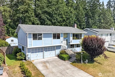 15305 19th Avenue Ct E Tacoma WA 98445