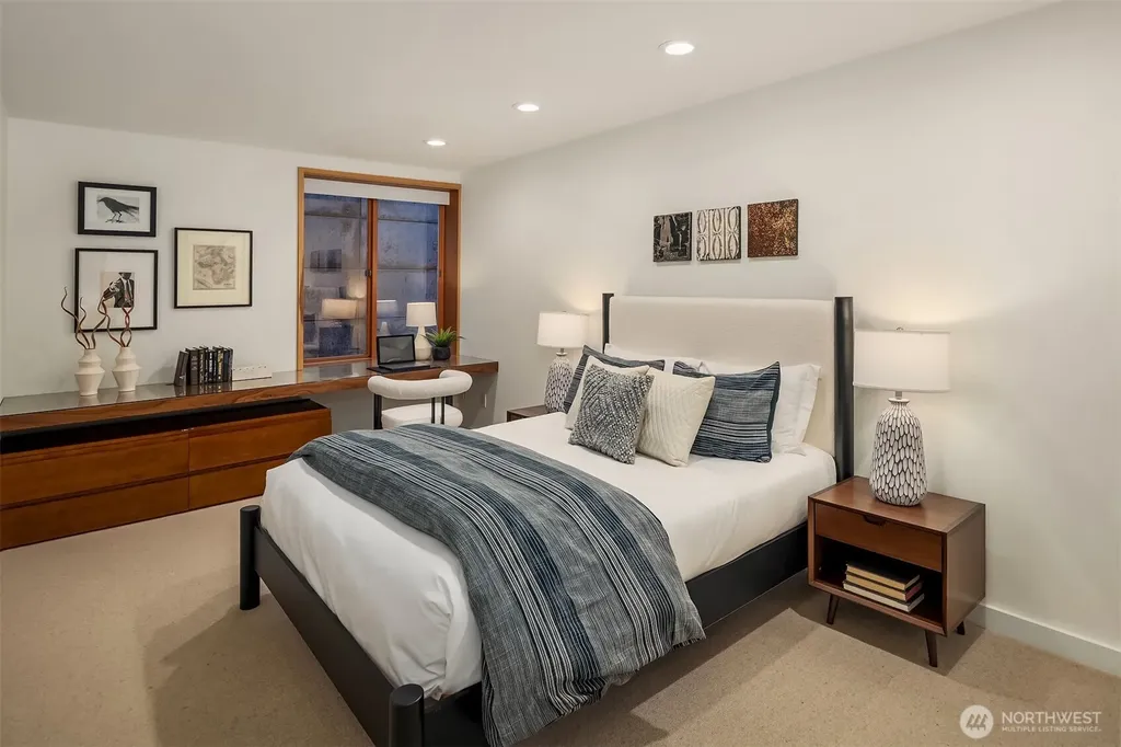 3908 NE 38th Street Seattle WA 98105