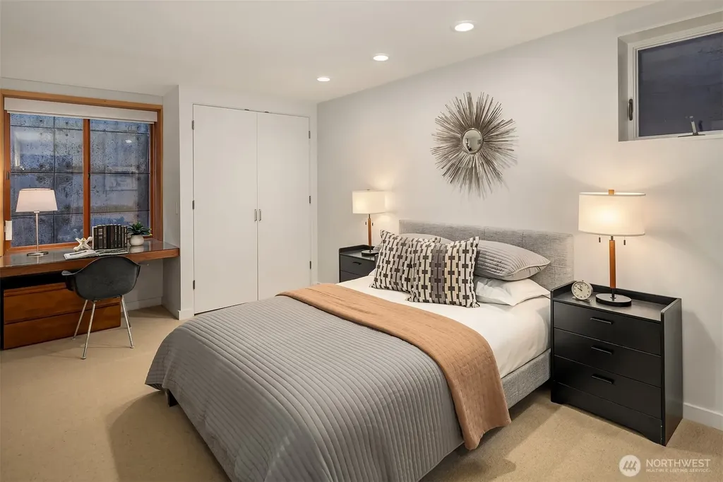3908 NE 38th Street Seattle WA 98105