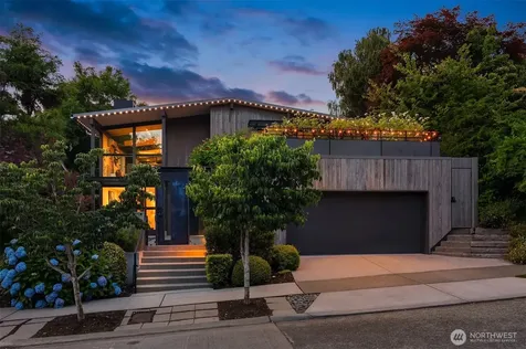 3908 NE 38th Street Seattle WA 98105