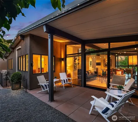 3908 NE 38th Street Seattle WA 98105