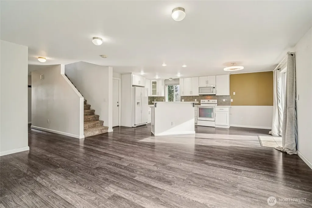 11839 79th Avenue S Seattle WA 98178