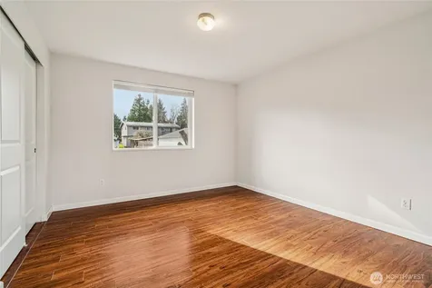 11839 79th Avenue S Seattle WA 98178