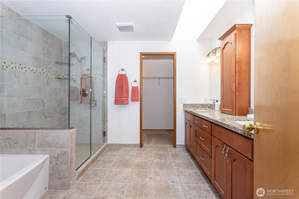 11547 SE 323rd Place Auburn WA 98092