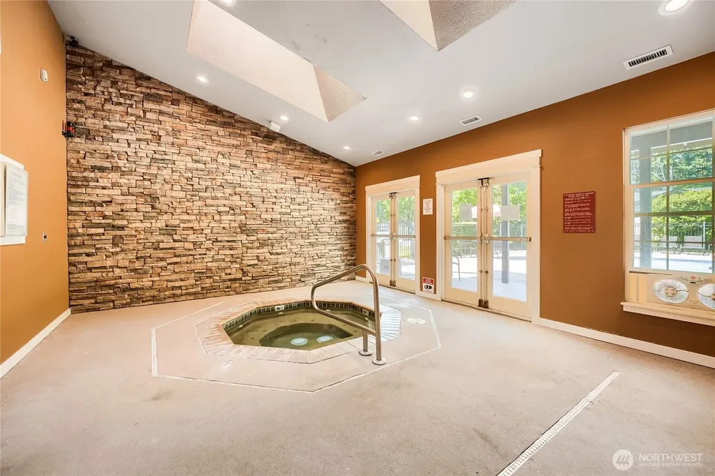 25025 SE Klahanie Boulevard Sammamish WA 98029
