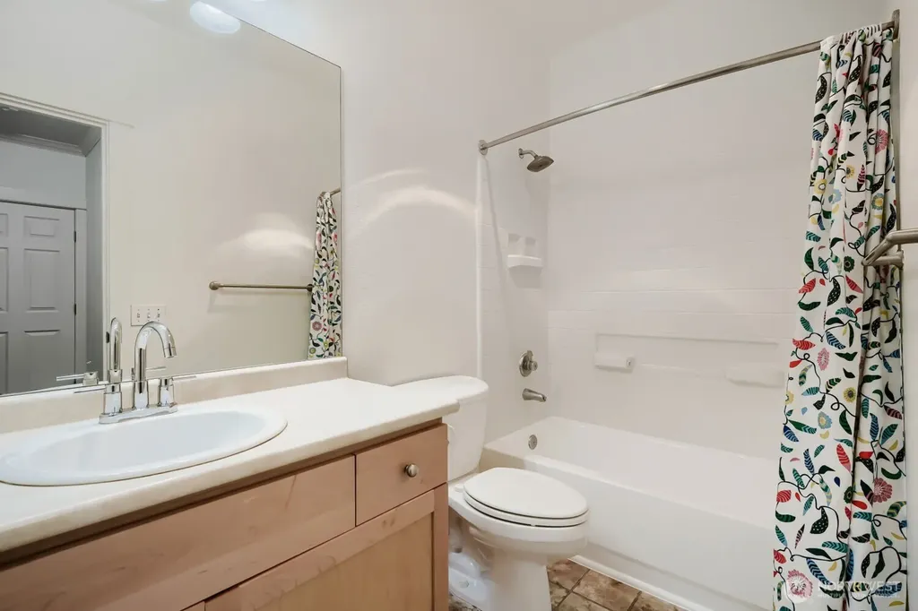 25025 SE Klahanie Boulevard Sammamish WA 98029