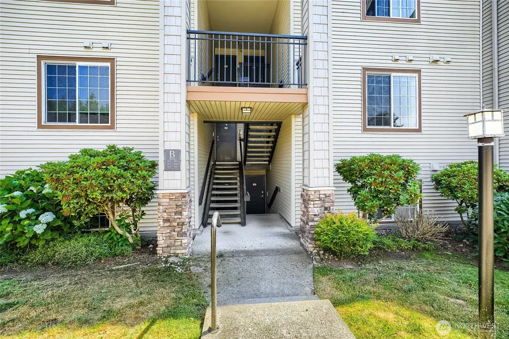 25025 SE Klahanie Boulevard Sammamish WA 98029