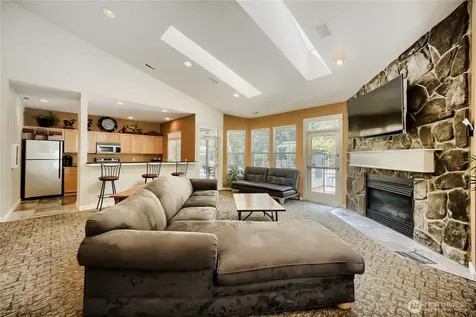 25025 SE Klahanie Boulevard Sammamish WA 98029