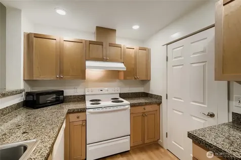 25025 SE Klahanie Boulevard Sammamish WA 98029