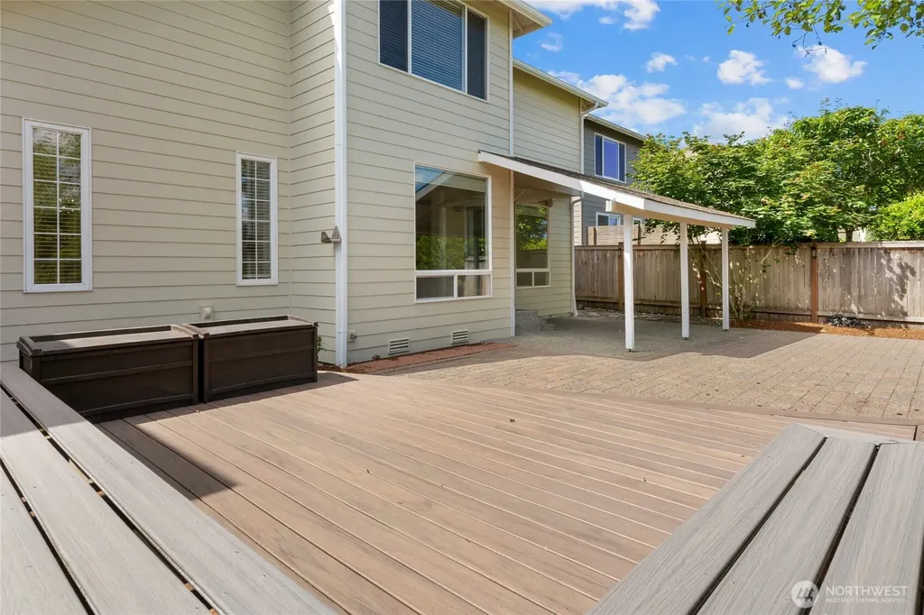 24312 E Main Drive Sammamish WA 98074