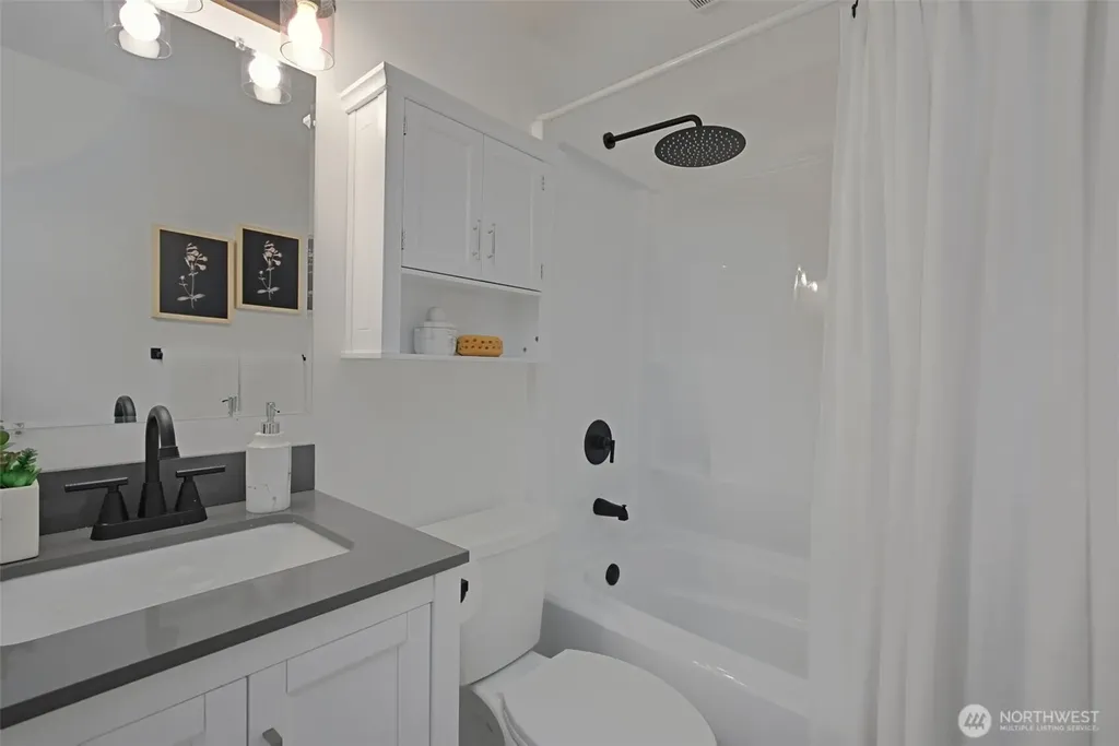 15442 SE 22nd Place Bellevue WA 98007