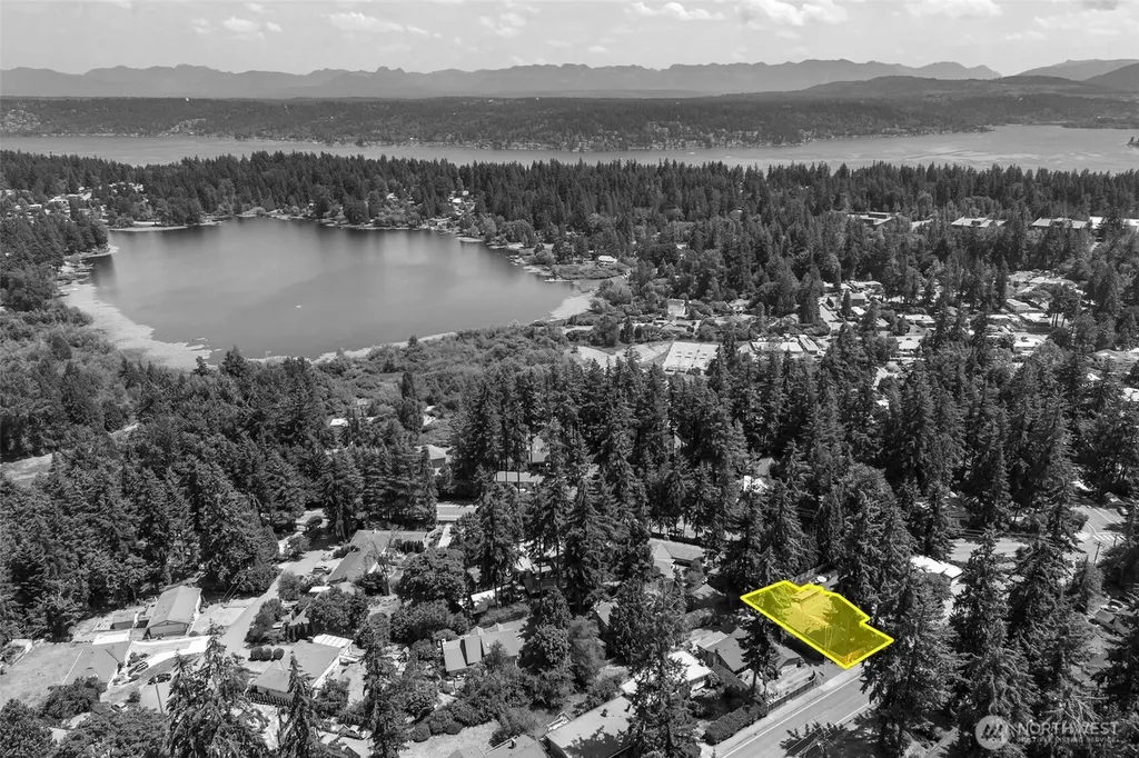 15442 SE 22nd Place Bellevue WA 98007