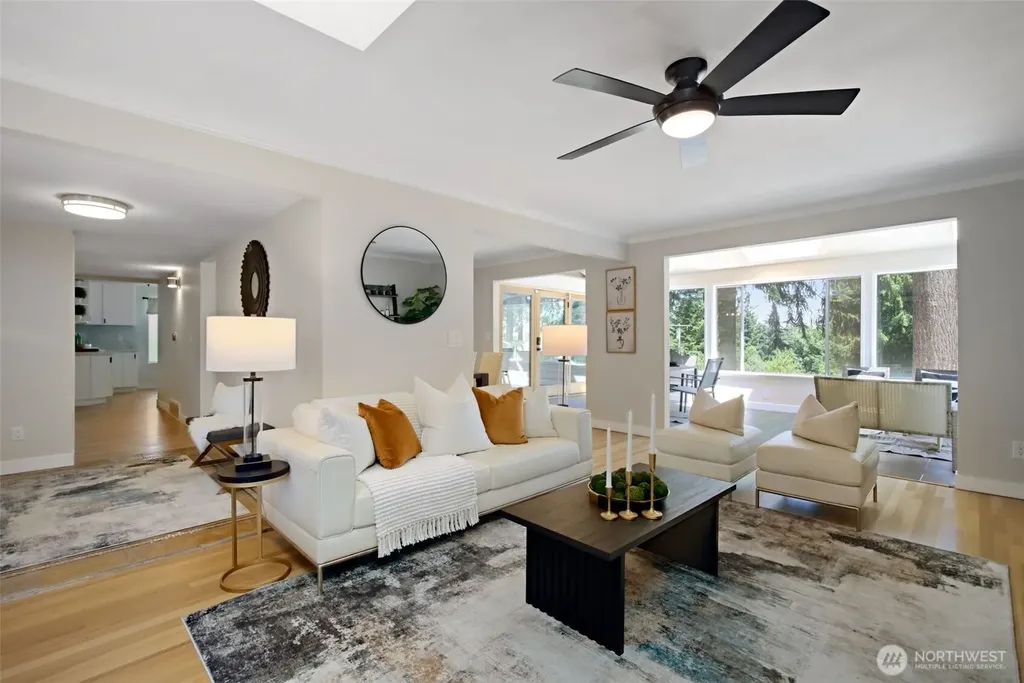 15442 SE 22nd Place Bellevue WA 98007
