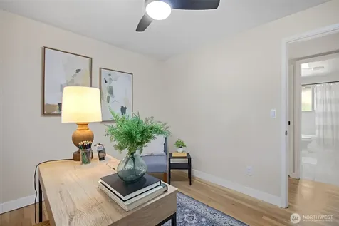 15442 SE 22nd Place Bellevue WA 98007