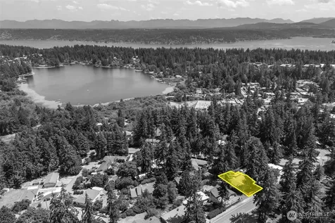 15442 SE 22nd Place Bellevue WA 98007