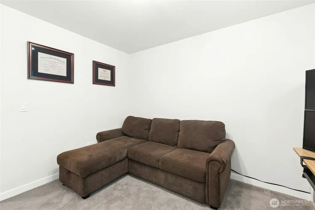 13710 Ash Way Everett WA 98204