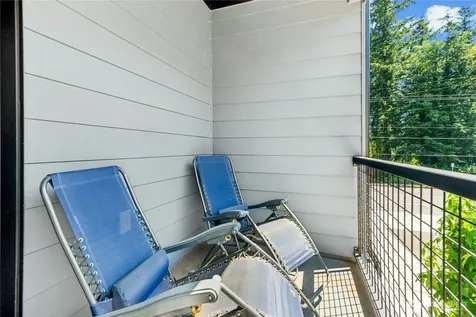 13710 Ash Way Everett WA 98204