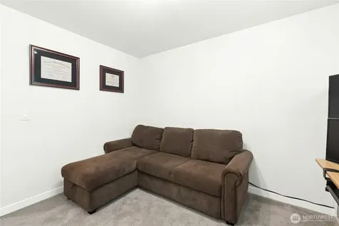 13710 Ash Way Everett WA 98204