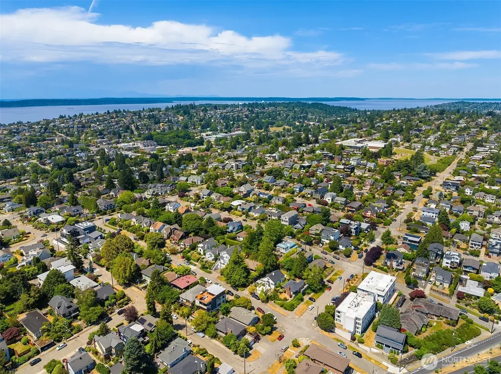 2600 W Howe Street Seattle WA 98199
