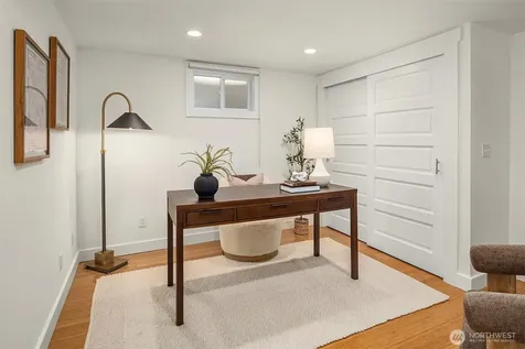 2600 W Howe Street Seattle WA 98199