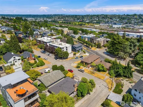 2600 W Howe Street Seattle WA 98199