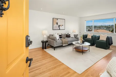 2600 W Howe Street Seattle WA 98199