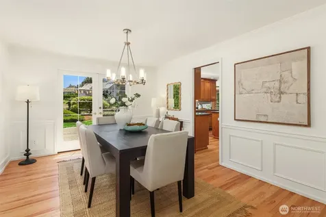 7670 80th Place SE Mercer Island WA 98040