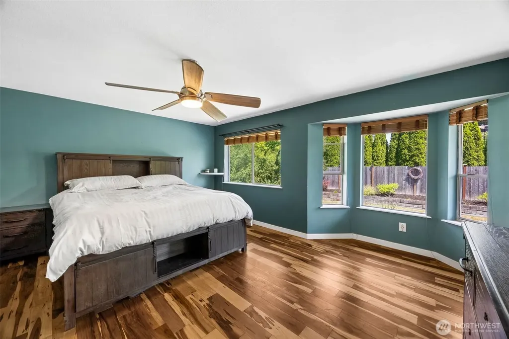 35012 13th Place SW Federal Way WA 98023