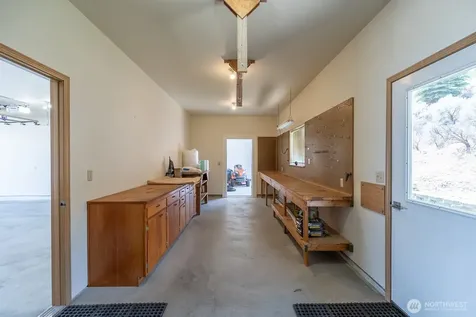 45935 Geostar Drive N Grand Coulee WA 99133