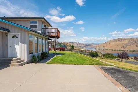 45935 Geostar Drive N Grand Coulee WA 99133