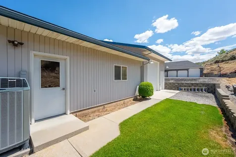 45935 Geostar Drive N Grand Coulee WA 99133
