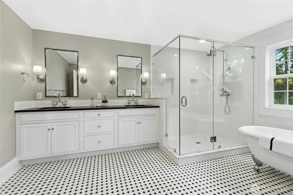 24632 NE 72nd Street Redmond WA 98053