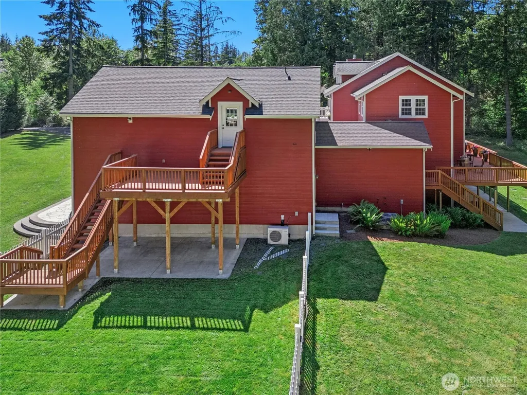 24632 NE 72nd Street Redmond WA 98053