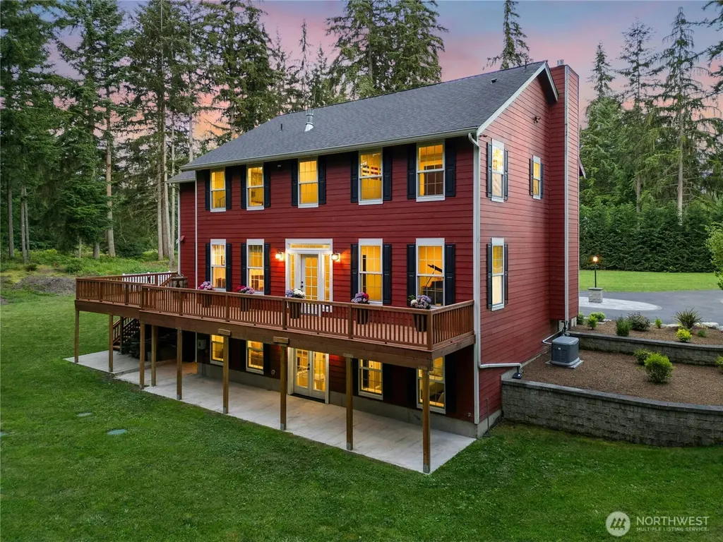 24632 NE 72nd Street Redmond WA 98053