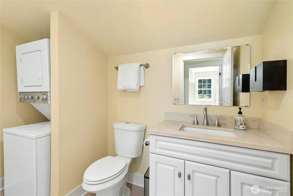 24632 NE 72nd Street Redmond WA 98053