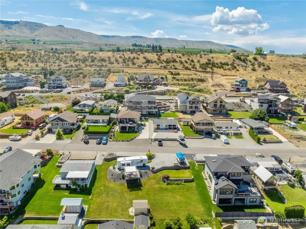 501 W Entiat Drive Orondo WA 98843