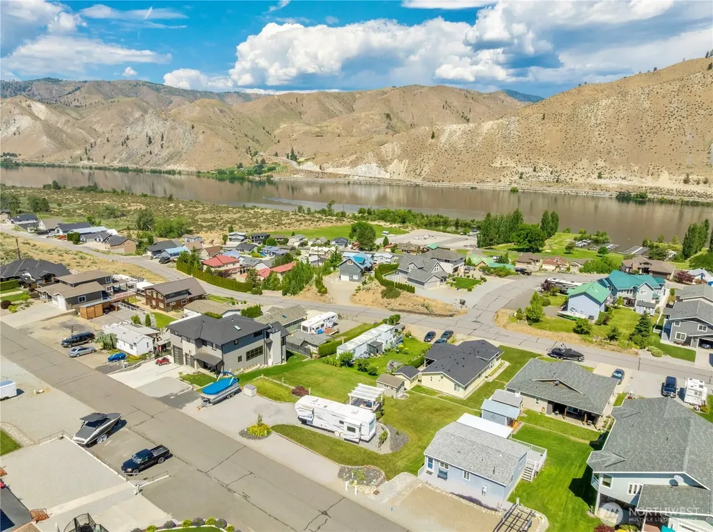501 W Entiat Drive Orondo WA 98843