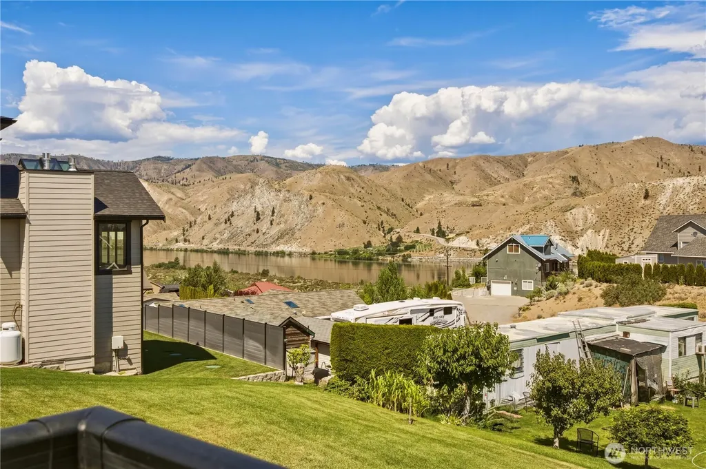 501 W Entiat Drive Orondo WA 98843