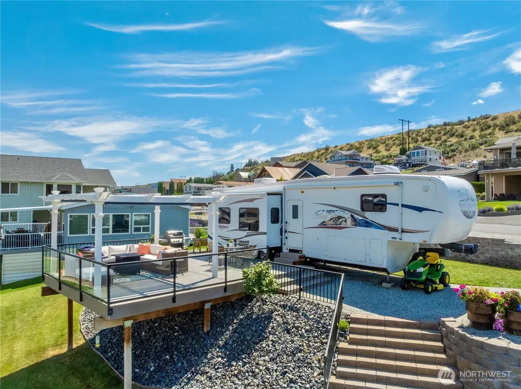 501 W Entiat Drive Orondo WA 98843