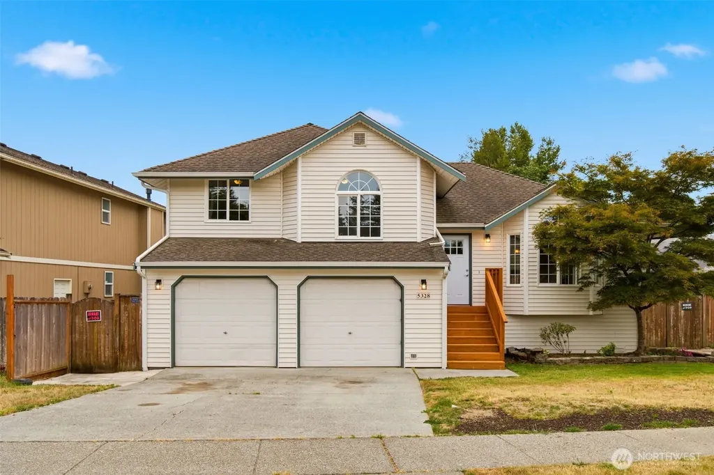 5328 97th Street NE Marysville WA 98270