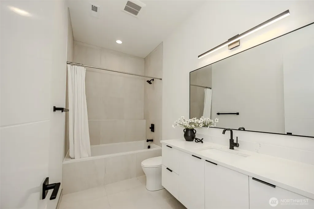 24026 Dolphin Lane Mount Vernon WA 98274