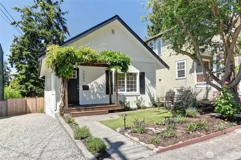 7043 17 Avenue NW Seattle WA 98117