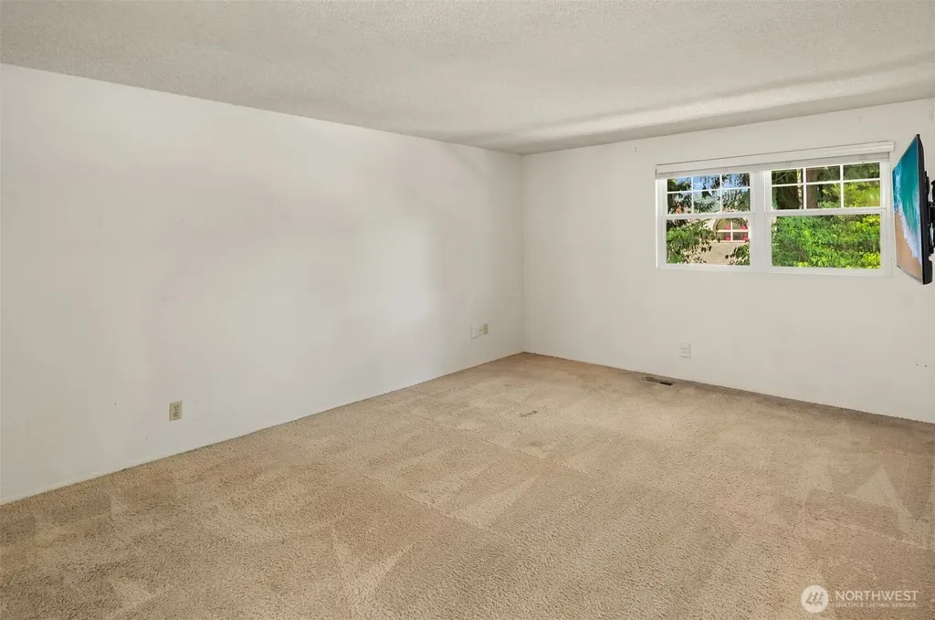 18855 SE 42nd Street Issaquah WA 98027