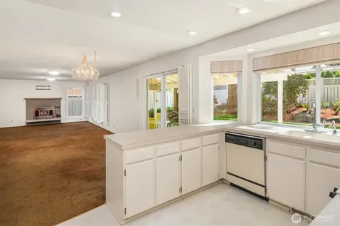 18855 SE 42nd Street Issaquah WA 98027